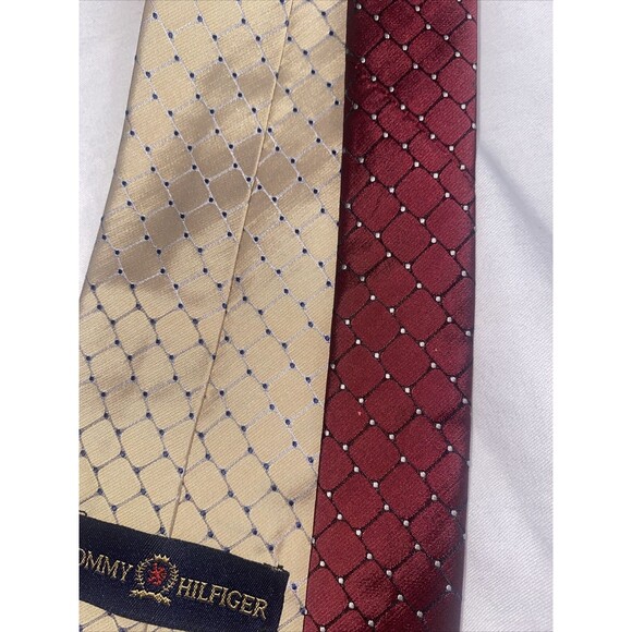 vintage Tommy Hilfiger Diamond Brown 2 Tone Red Men Tie 100% Silk Geometric - Picture 6 of 9